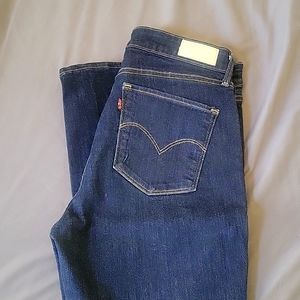 Levi's dark wash high-rise skinny